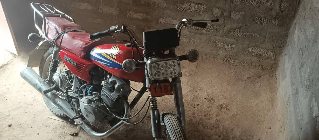 ماطور بارت للبيع سعر 260وبه مجال اي ستفسار خاص مفتوح


**إذا كنت صاحب هذا الإعلان وتريد حذفه لأي سبب، رجاءا أرسل رسالة إلى الدعم الفني**