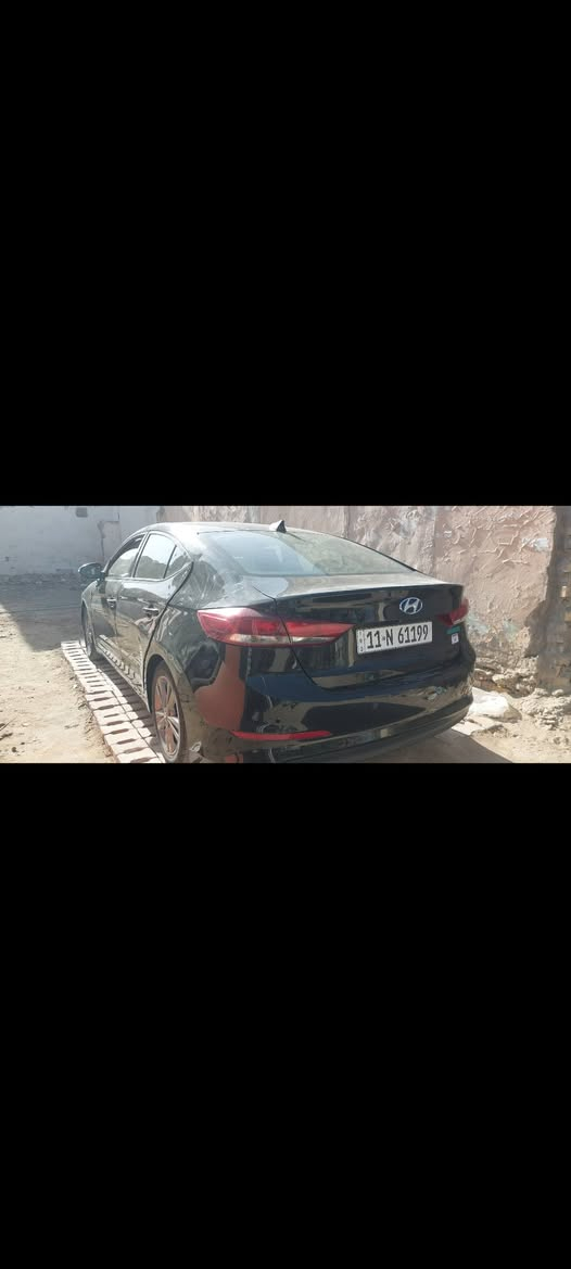 النترا17 امريكي (محرك 2000دوش/كير اوتماتك AT)
حادث ( جنطة فقط وهنا جاملغ امامي )
بدون ايرباك ماشية 83 الف 
المحرك كفالة عامة من الفتح على وضع الشركة
رقم بغداد (الرقم الدولي) السيارة بأسمي هزة جديدة شرط التحويل.
فول مواصفات عدى الفتحة(بصمة/ رادار /تدفئة كشنات/ بصمة ابواب/عدسات Led /اشاير مري/ شاشة كار بلي/ تبريد بيانو منفصل/3 انظمة قيادة/ صندوق كهربائي/تحكم ستيرن /مثبت سرعة/ تحكم مري كهربائي/حساس ضغط الاطارات +اطارات جديدة )
(كير ومحرك وضع شركة +حدادية+ تبريد+
صدر عل وضع الشركة)
بيها كم شخط  موضحات بالسونار وتكحيلات بسيطةوتفطر بالجامة الامامية.
السعر 130قفل 
مكاني الديوانية 
للاتصال/***********
