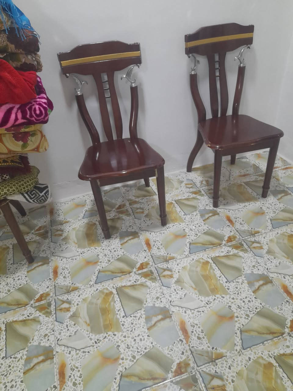 للبيع كراسي خشب العدد ٦ السعر ٧٠ الف وبي مجال


**إذا كنت صاحب هذا الإعلان وتريد حذفه لأي سبب، رجاءا أرسل رسالة إلى الدعم الفني**