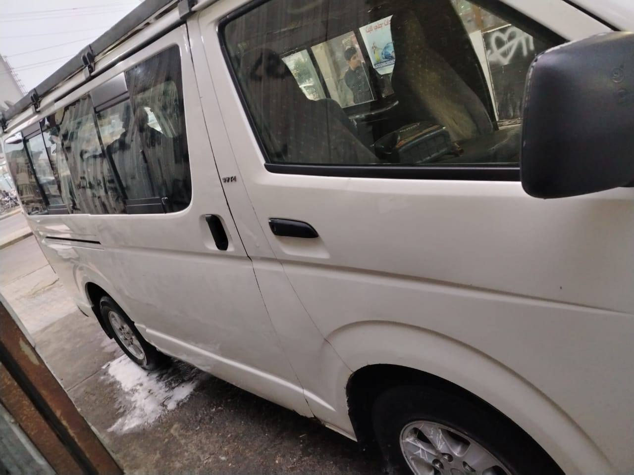 هايس تويوتا موديل 2007 محدث 2014 رقم بغداد مجدده 27 تحويل ثاني يوم مكينه وكير بلاد حداديه 70/100 بدي شوف عينك سياره بيه صبغ حزام بدي غير مكفول ابيع الك تحويل تصفير بدي شوف عينك سعرها 88 البيع او مراوس 
رقم هاتف *********** مكاني بصره 
رجاء رجاء لا يحد يكسر بحلال عالم فلوسك عندك سيارتي عندي كلشي موجود بلسوك 
اذا كو جنبي عالي ناصي هم اروس رجاء لا يحد يعني الين سعار معروفه واسفه على طالع اي استفسار نتصال على رقم هاتف متوفر على نت وعلى خط تحياتي للجميع لأخوه
