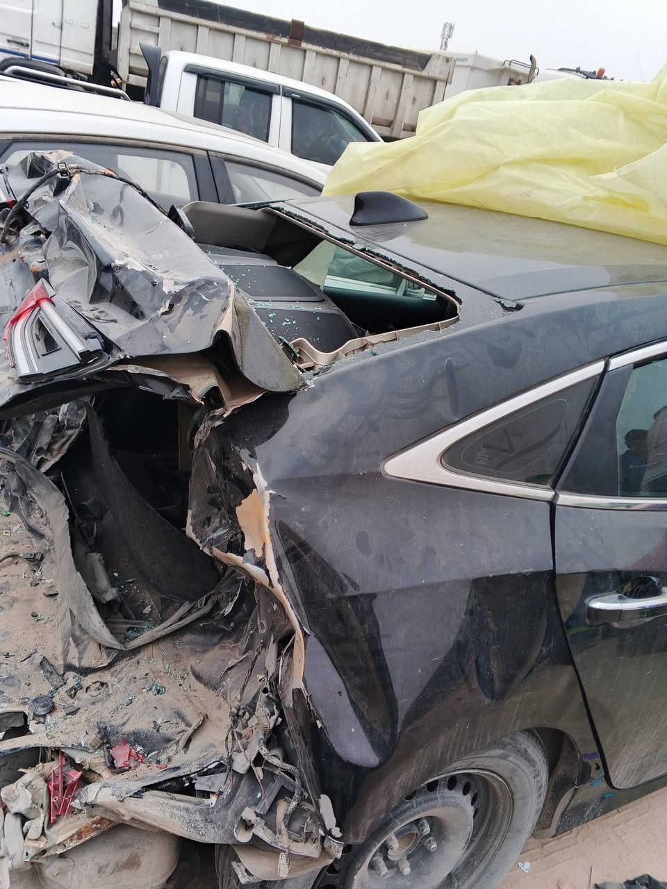 سلام عليكم هوندا انسايت موديل 22تورنك فول مواصفات ضربته من امريكا بس قبق جنطه وانضربت هنا بل عراق مثل ماموضح والسياره بجم كبس السعر70وبيها مجال قليل مكانه بصره رقم ***********
