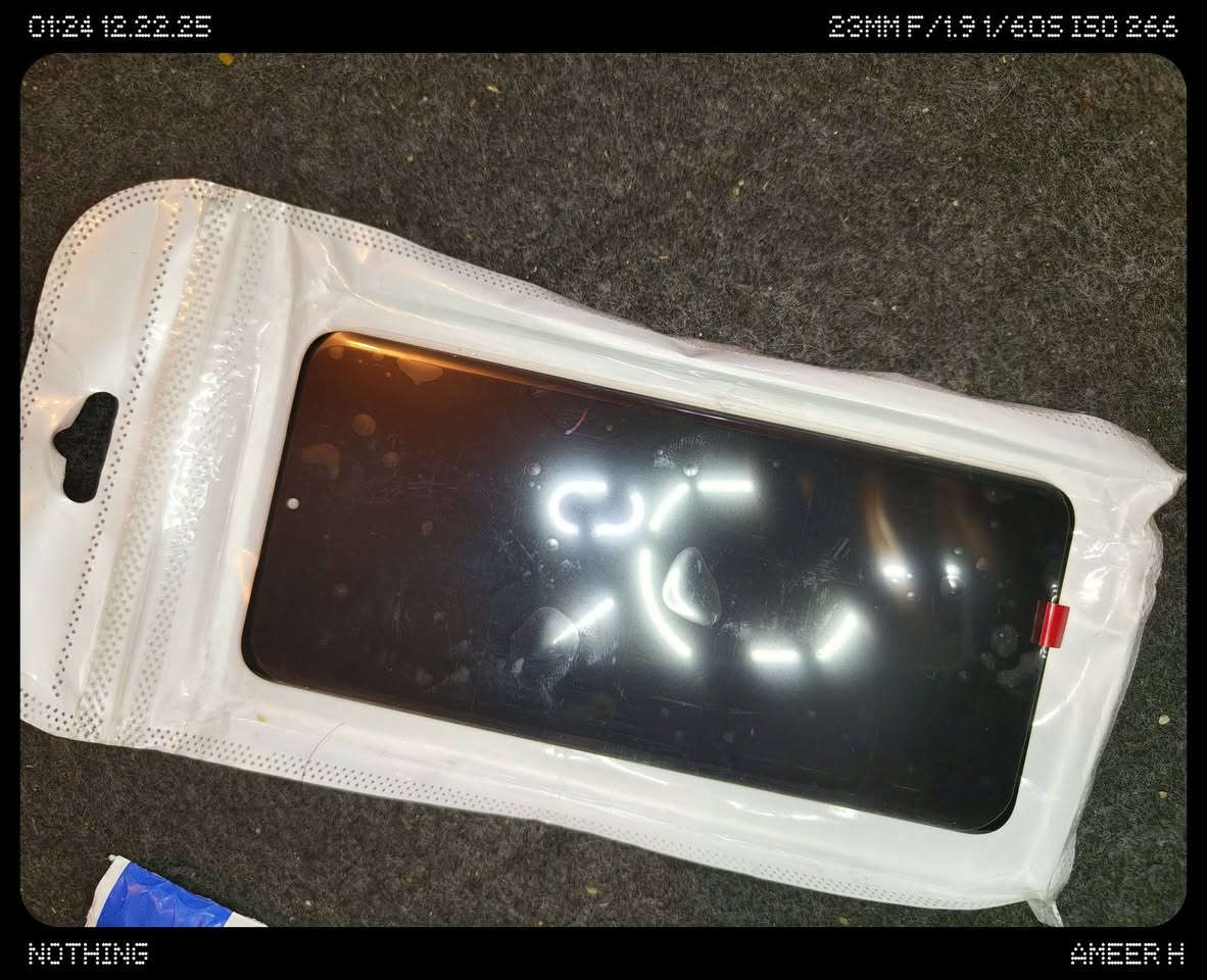 شاشة كلكسي s20 تفصيخ شرط الفحص والشغل

انطيني سعرك

رقمي *********** 
توصيل موجود
