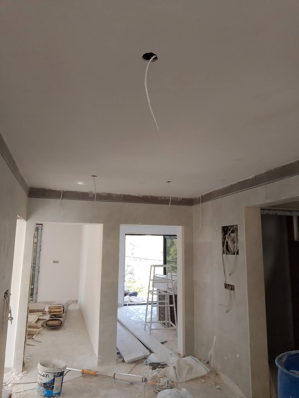 ✨👑علي العراقي للديكورات الفخمة👑✨
فخامة تلاحظها من أول نظرة🏡💎
🧱جبس بورد بتصاميم حديثة
🧱طلس ناعم وتشطيب مثالي
🎨صبغ راقي بألوان عصرية
🪵بديل الخشب بذوق عالي
🪨بديل الرخام لمسة فخمة
✨سقوف ثانوية تزيد جمال المكان
شغل نظيف✔️ذوق✔️التزام✔️
علي العراقي للديكورات لأن بيتك يستاهل الأحلى🔥✨✿ ‏‪***********‬‏بي وتساب
