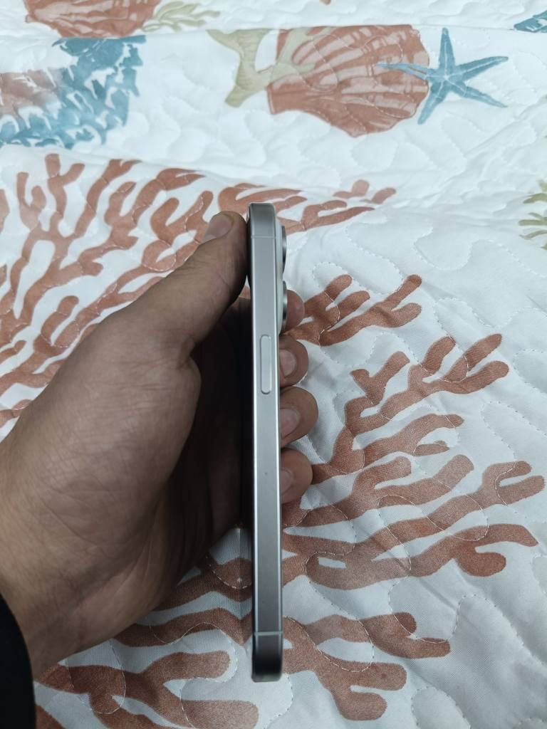 ايفون 15 برو 128 بطاريه 91 مبدل شاشه وبطاريه شرط مال تفصيخ لسعر 520 وبي مجال .. الكرخ بغداد, العراق


**إذا كنت صاحب هذا الإعلان وتريد حذفه لأي سبب، رجاءا أرسل رسالة إلى الدعم الفني**