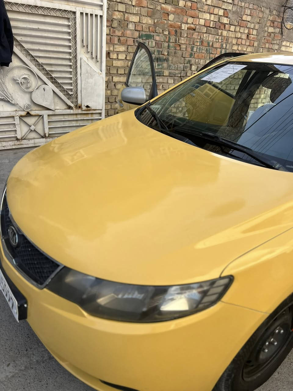 فورتي 2013 امريكي. حادث جنطه بدون دواخل وبالعراق بنيد السعر 90   سياره جاهزه بدون نقص
***********
