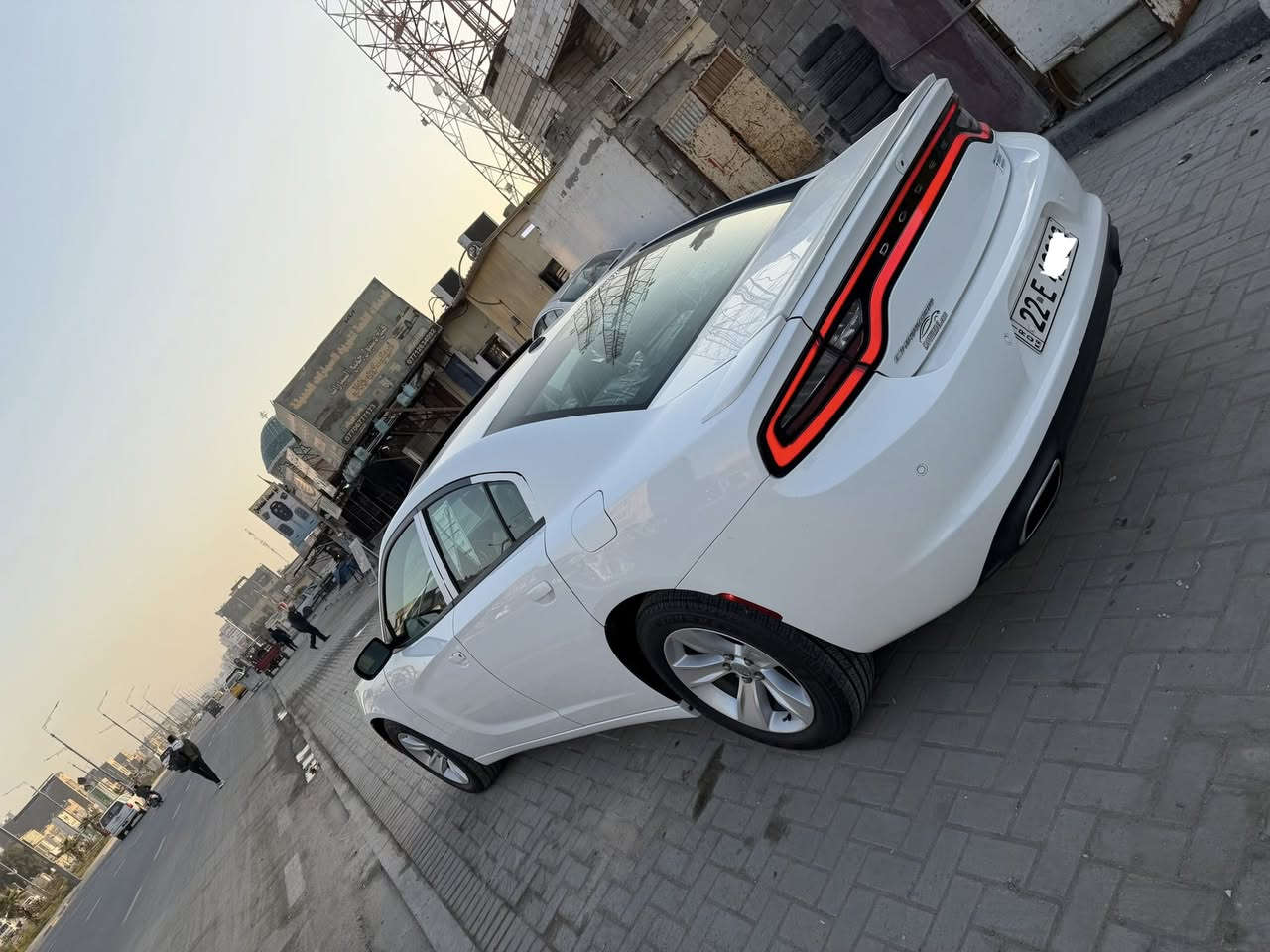 السلام عليكم دوج جارجر 2017 فول موصفات رالي السياره لون ابيض كفاله ما عده كارت بل البنيد كد اشبر فقط هذا بيه والباقي كفاله من صبغ ضربه تبديل شاصي لغود وارد كندي رقم اربيل المآني سنويه لل2030 وكاله تحويل ثاني يوم محرك كير كفاله شرط الفحص محرك3.600 تو يول السياره تخم تاير ويل اصلي ستوه شاده وحداده ستوه نافضهه كله السياره ربع متصرف عليه. مكاني البصرة السعر 243  وبيه مجال للشراي ***********
