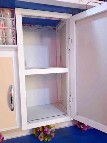 السلام عليكم كنتور خشب صاج تسكام للبيع وكنتور حديد للبيع نضيفات كلش 
الكنتور الخشب ب 500 والكنتور الحديد ب 300 
العنوان كربلاء المقدسة 
للتواصل ***********
