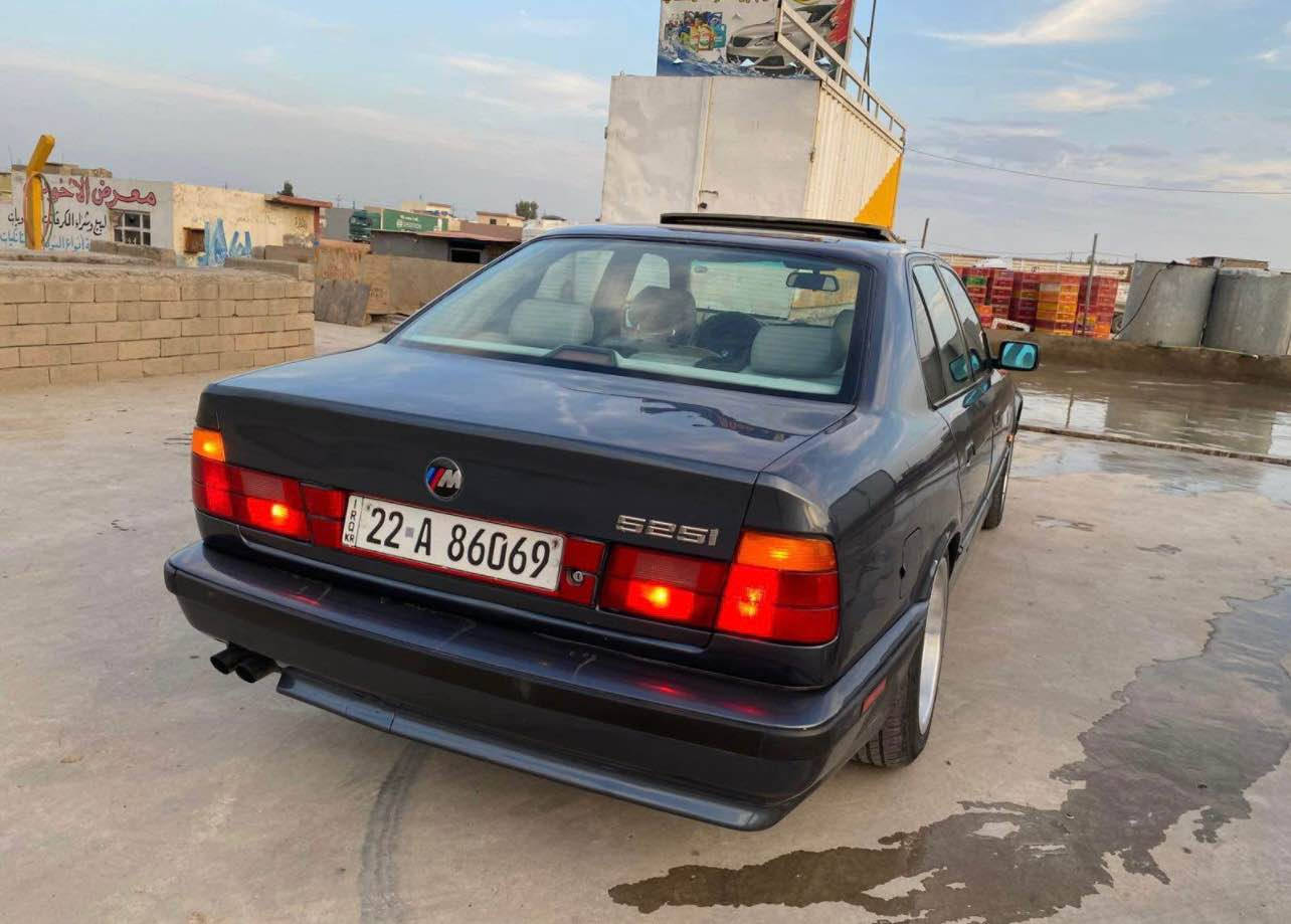 BMW 525سلام عليكم 
لون نطفي
بجم عريض
كشنات جلد كهرب
4 جامات كهرب
سلات كهرب طقتين
موديل 1994
دعميات ام رياضي
وياله حجم 17 ام رياضي جديد
4 تايرات جديد
باتري جديد
منظومة بانزين كامل جديد
تبريد تتفئه
محرك كبس ديجيتال
كهربائيات السياره كلها شغال
صبغ جديد جماليه بدون معجون
الاستفسار *********** أربيل, العراق
