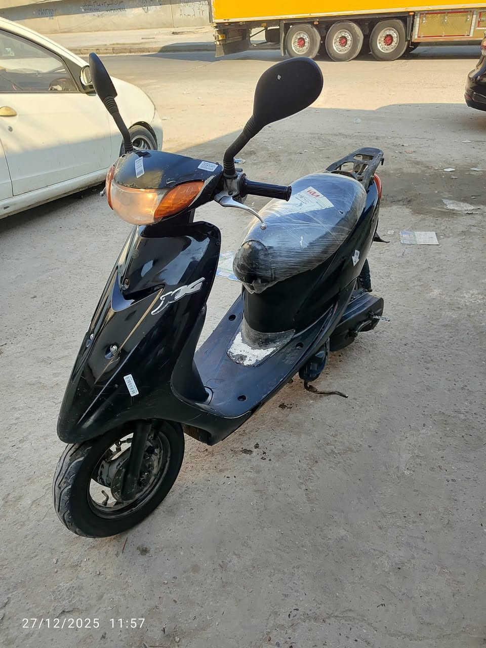 سلام عليكم دراجه لبيع عصفوري  حلوه جديده سعر 325وبيه مجال بسيط مكان حي القاهره ***********
