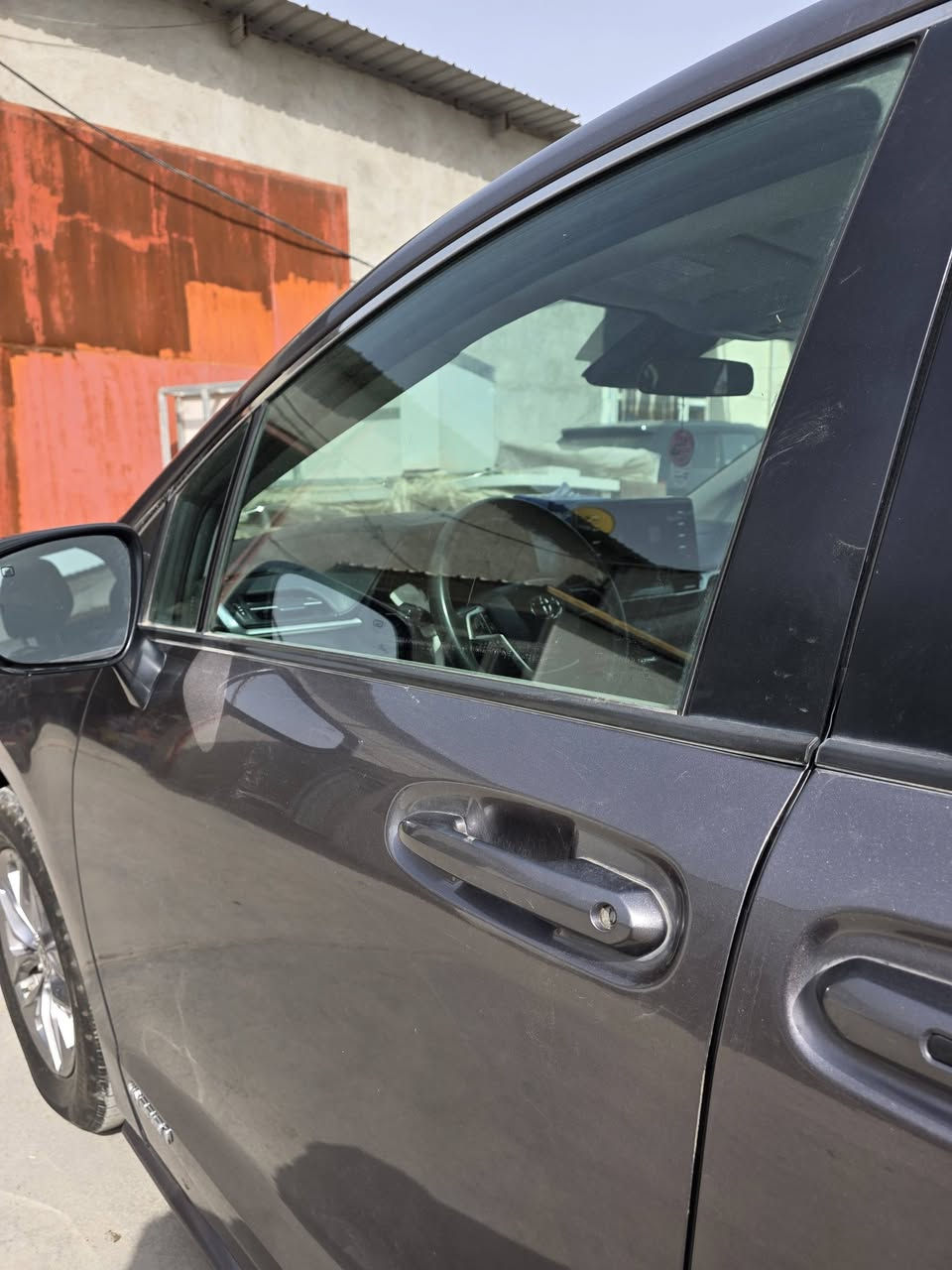 السلام عليكم للبيع فقط سياره سينا موديل ٢١ ل ي ضرر جاملغ خلفي جنطه السعر٢٥٠ بي مجال لشراي الاتصال على الرقم ***********
