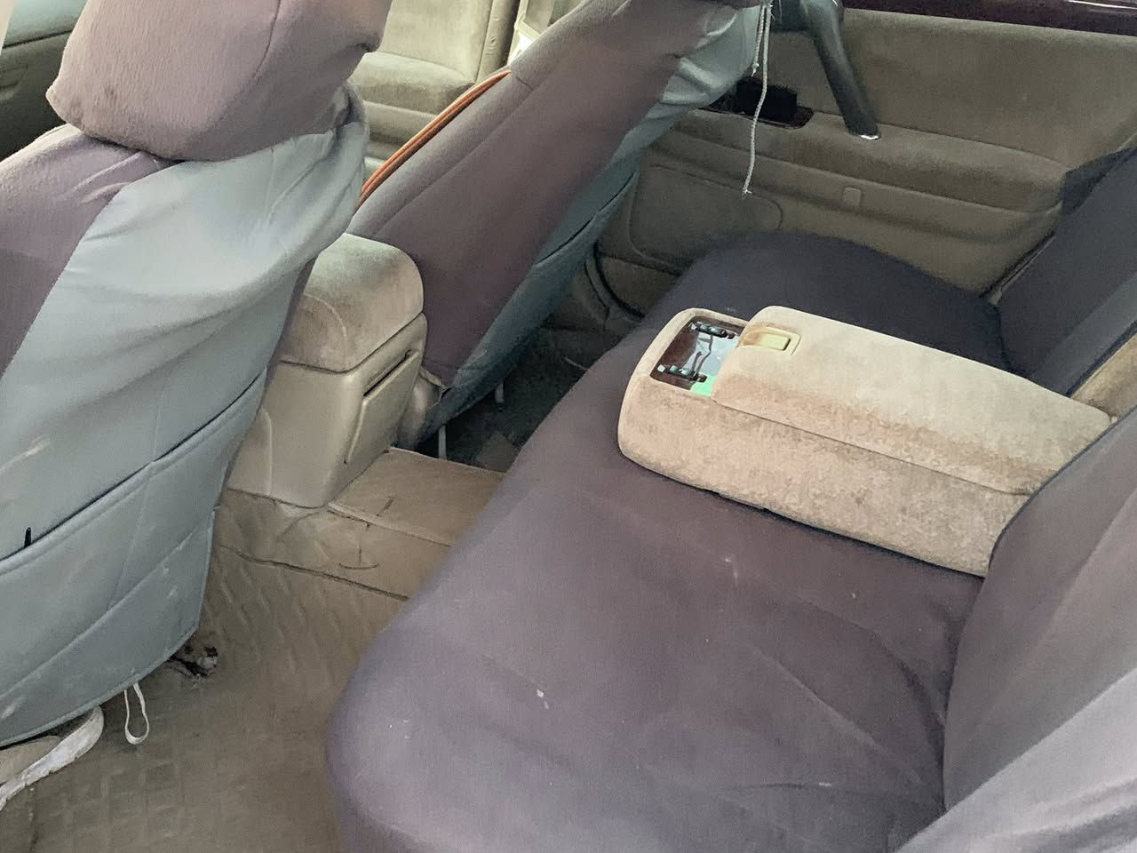 السلام عليكم  للبيع او مراوس السعر 31
ادوات دوات كصة جنطه
السيارة متومه طبق الاصل ارقام وسنويه حفر مال مرور
كير ومحرك فيفيتي المرغوب شحم انسه الصرف 
حدادية ١٠٠ بالميه طوبه 
تبريد ثلج
دكمتين 
برده خلفيه 
4 كشنات كهرباء 
اثلث ابو عيون رياضي 
كاعية مغلفه جلد 
شاشه 
شفتات ستيرن 

كهربائيات من الطول للطول 
مسجل سماعات كامله 
جاهزه كلش للاخير للجناي 
كشر كلش حلوه 
شغل باجات 
المكان ذي قار سوق الشيوخ 
*********** واتساب واتصال
