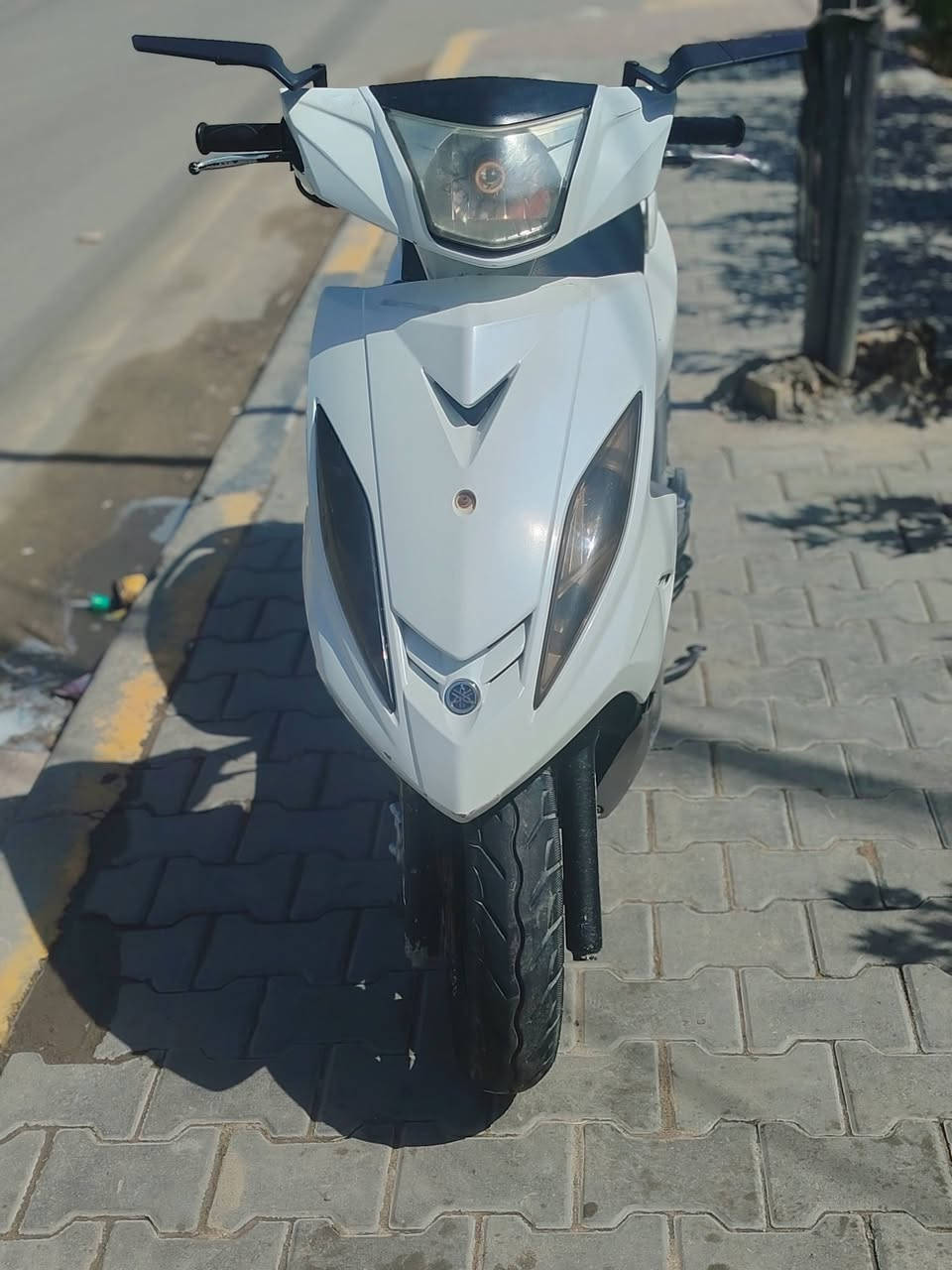 السلام عليكم جي تي آر للبيع صار كم شهر من نازله رمبه  مكفوله وإذا عندك دراجه تراوسني تنطي فرق هم عادي 
ملاحضه دبلات ودواسات مو وياها تريدهن بفلوسهن تريد اشيلهن
السعر مليون و ٥٠ وبيهه مجال  مكاني الغزاليه شارع المركز
***********
