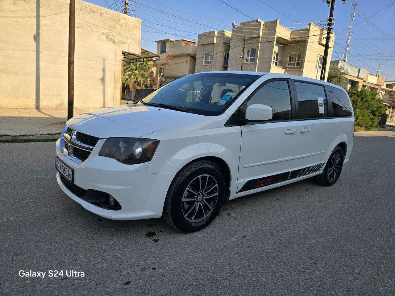 بيع مستعجل 138$
اقرء المنشور زين وبعدين اتصل 
للبيع نقدآ بدون مراوس بدون اقساط 
دوج كرفان sxt موديل 2017 وارد امريكي 
ماشية 105 ألف ميل 
محرك 6سلندر حجم 3600 كير اوتوماتيك شرط المحرك والكير 
رقم اربيل دولي  بأسمي شرط التحويل 
فول مواصفات
كشنات  سياحي جلد 
شاشه كامره تحكمات شاشة بلسقف 
كشن كهرباء ثلاث قطع تبريد 
ابواب كهرباء ابواب شفط صندوق كهرب 
تحكمات ستيرن كروز سرعه انظمه قياده
وبعد بيها مواصفات
🚫صبغ ٤قطع جاملغات امامي وباب سايق وجاملغ خلفي يسار
بيها  دواخل شواصي امامي صبغ مسافة شبر  مرفوق صور الحادث والسونار مع الصور 
سيارة جاهزه ونظيفة 
موصل الايسر 
***********
***********
