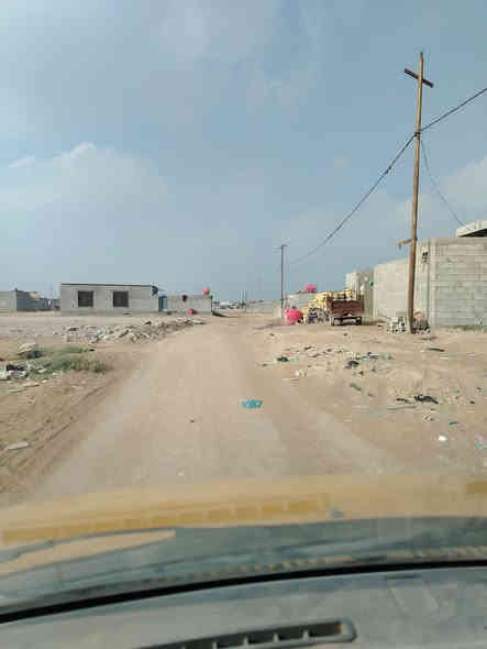 الدار اللبيع مساحه ٣٠٠متر. غرفتين ومطبخ وصاله وستقبال12متر، ركن عنوان براكيه شارع المعمل. والسقف سندويج.السعر رالاستفسار على هذا الرقم ***********
