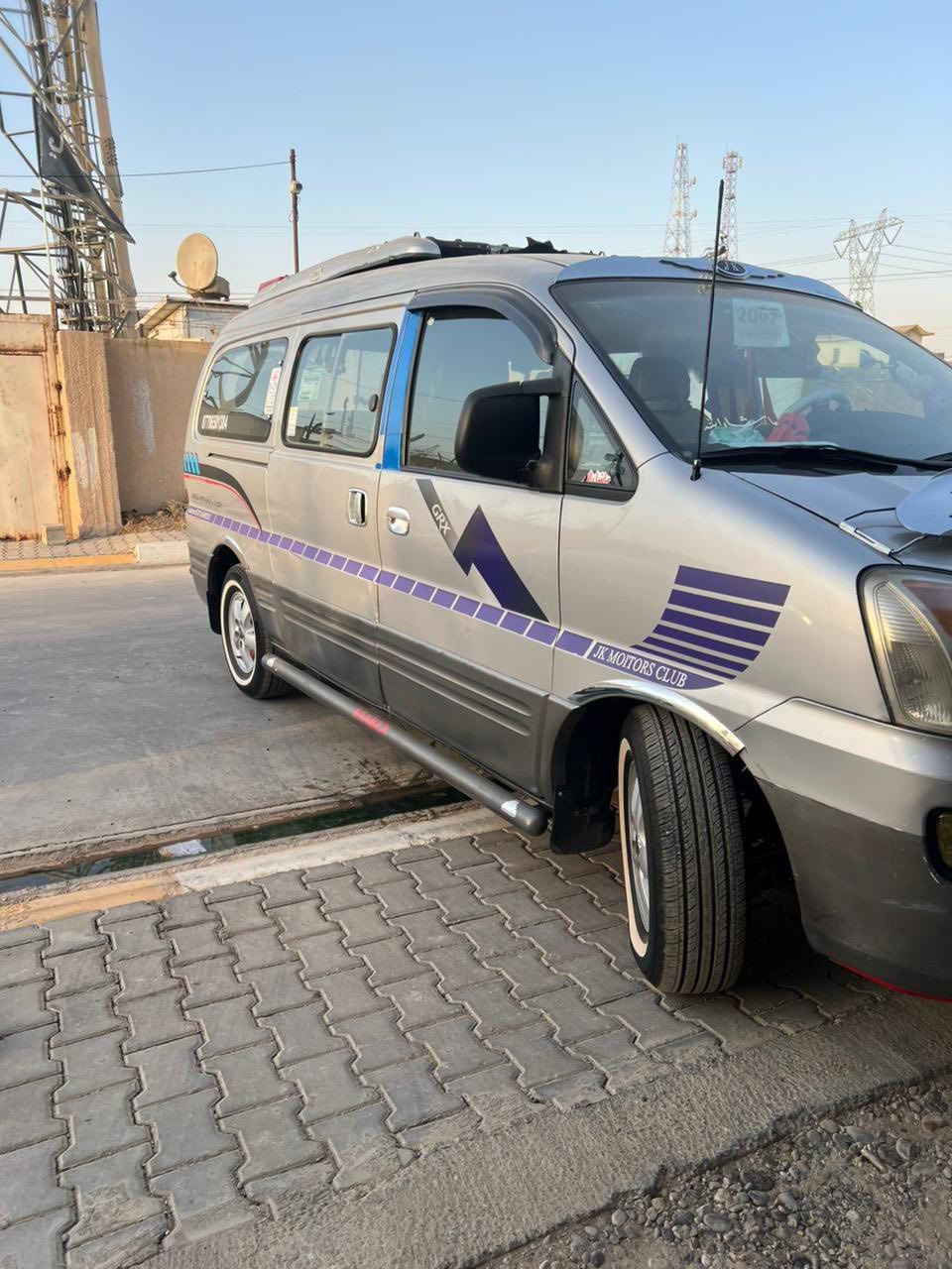 سلام عليكم استاركس 2007للبيع مكفوله كفاله عامه قطره صبغ مابيه مكينه جديد تبريد شغال سنويه جديد سياره خير من الله سعر 110وبيه مجال لطيبين
رقمي ***********...... العنون كركوك
