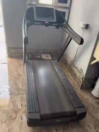 قاعة للبيع  07853320233  1.همر مصاطب3.وهمر جهاز اعلى وسفل 3  2.مصاطب م...