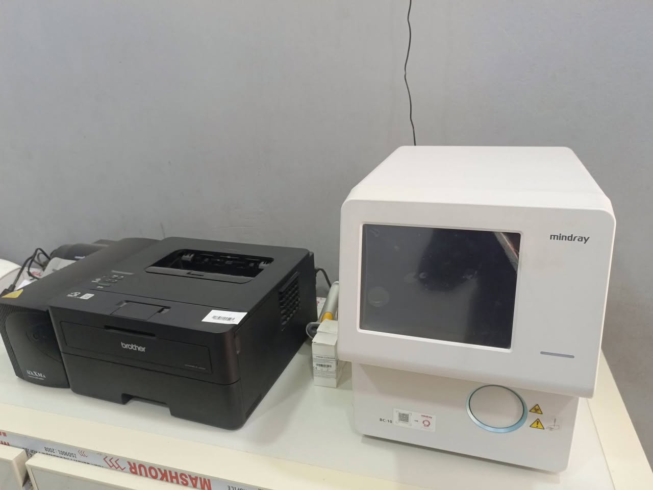 يتوفر أجهزة مختبر كامل للبيع اجهزه جديدة استخدام قليل كلش (مجرد فتح من الكارتونة) للاستفسار الاتصال ***********
