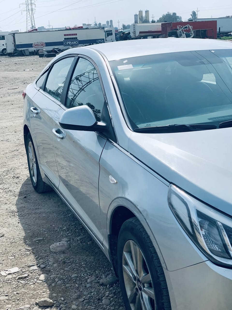 سۆناتا براوە مۆدیل ٢٠١٨بیلاد خازە بەنزین نیە سەیارەکە گئرو مەکینەی بەشەرت سەیارەکە هەتا بلئیت جوانە بئمەسرفە سعریشی ٦٢گلاو مەعامەلە ***********ژم
