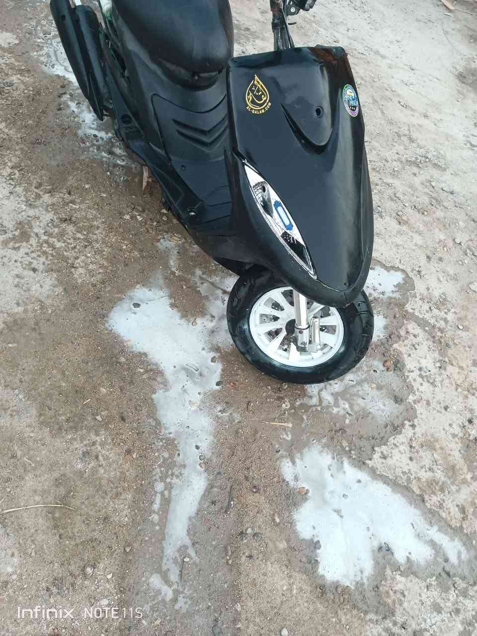 سلام عليكم ماكس عدله حربي مفتوح  جاهزه للخير سلف هندر لايت تايرت دبلات مانقصه اي شي شغل وطلع مكاني بصره مدينه بني منصور للتصال ‏‪0770 599 8659‬‏
