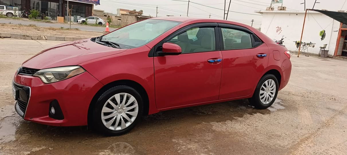 كورلا 2016 للبيع رقم سليمانية سنوية جديدة وبأسمي بيها دفتر بانزين ضرر قطعتين (جاملغ وبونيد) وبيها شويه دواخل راس شاصي 
السيارة جاهزه وماناقصها كلشي.. كير محرك بالشرط 
السعر 128 وبيها مجال.. للأستفسار ***********
