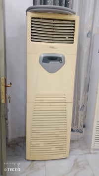 سبلت جنرال للبيع 3 طن غاز 22 نضيف كلش بلادي السعر 600 07835375526 0750...