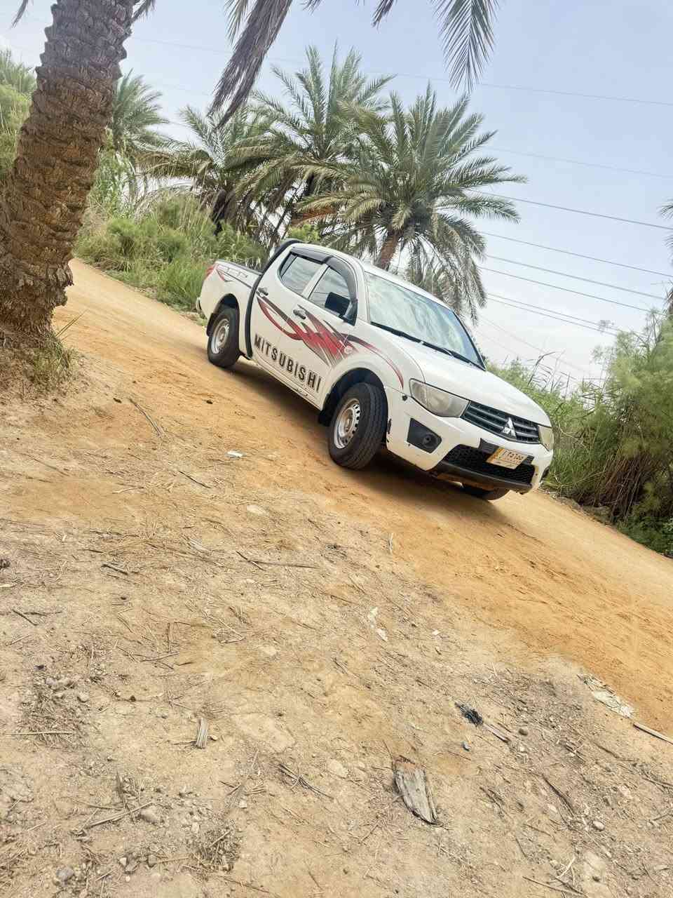 السلام عليكم ميسبوشي  موديل 10 جاهزه من كل النواحي مكفوله من الضربه تبريد شغال بيه تكحيل بل بدي فقط بدون ضربه سعر 100 بيه مجال استفسار اتصال***********
سياره بسمي
