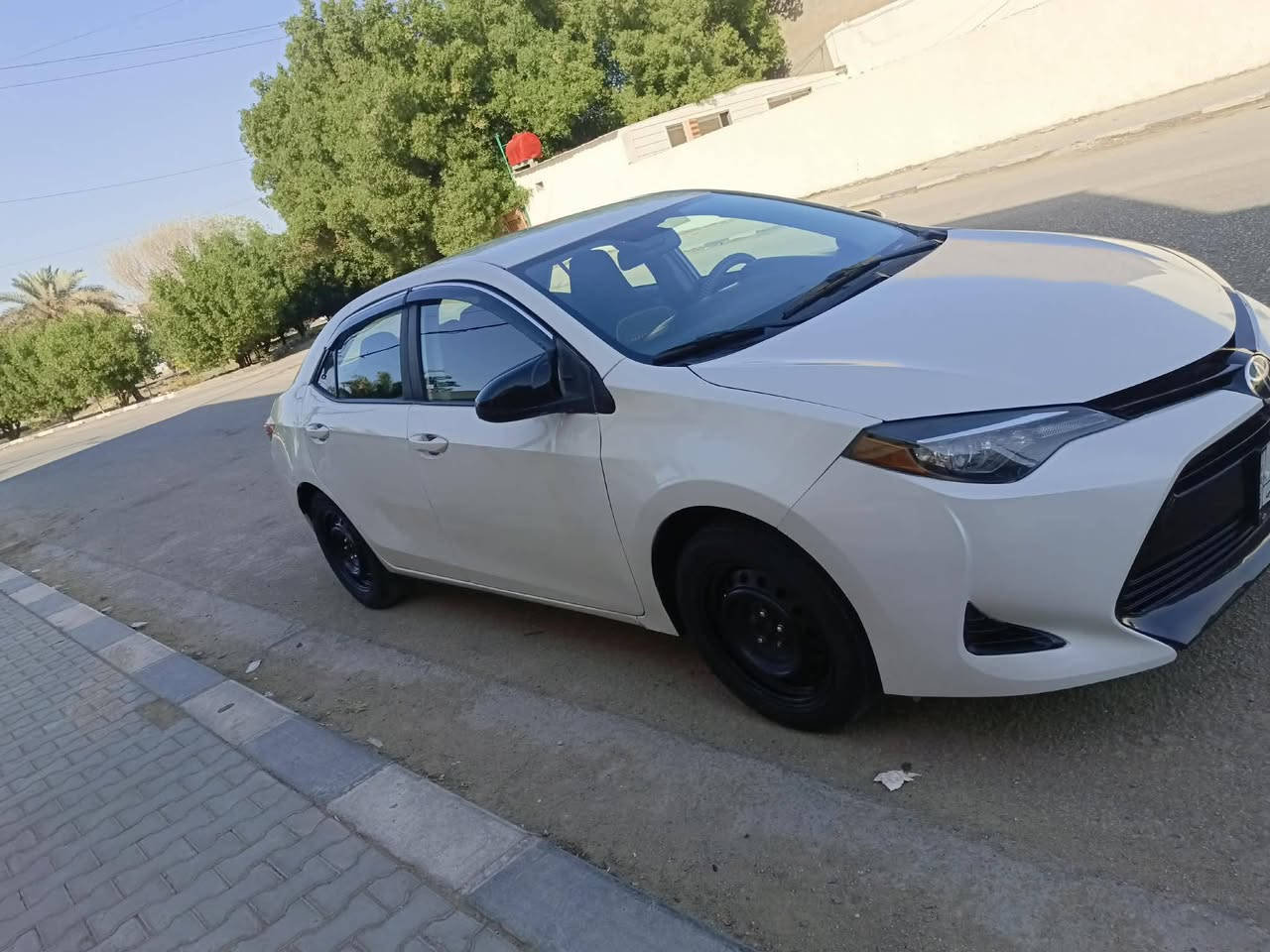 كورله موديل 19ياباني اصل جاهزه من كلشي بيه الغد مبدل وبيه 3قطع صبغ محرك وكير شرط رقم واسط مشروع وطني مداور مباشر السعر 110مكان النجف ***********
