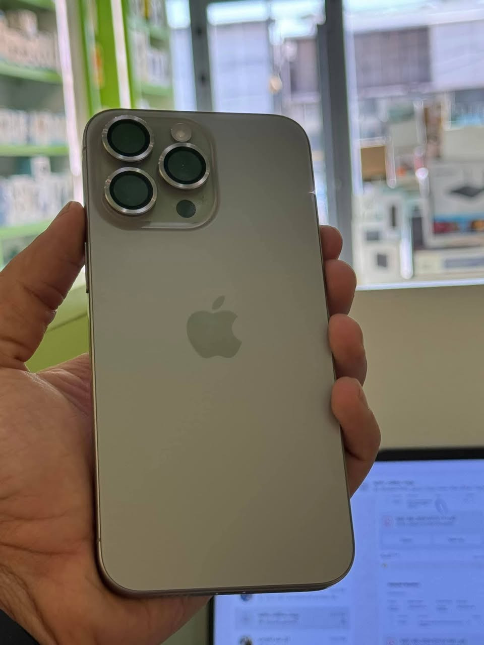 ايفون 15برو ماكس
256 مكفول من كولشي بطاريه ٨٨ عربي قفل 900ممتواجد ع نت ***********
