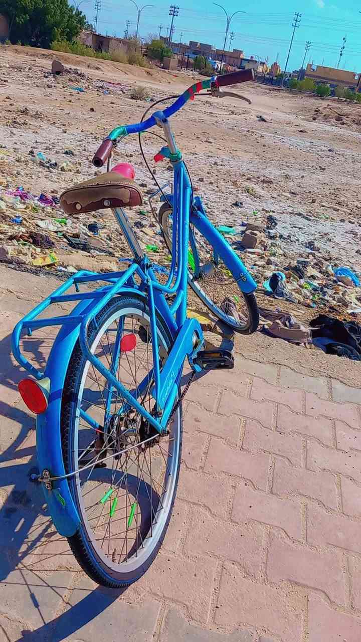 السلام عليكم بايسكل للبيع السعر 75 قضاء ميسان ***********
