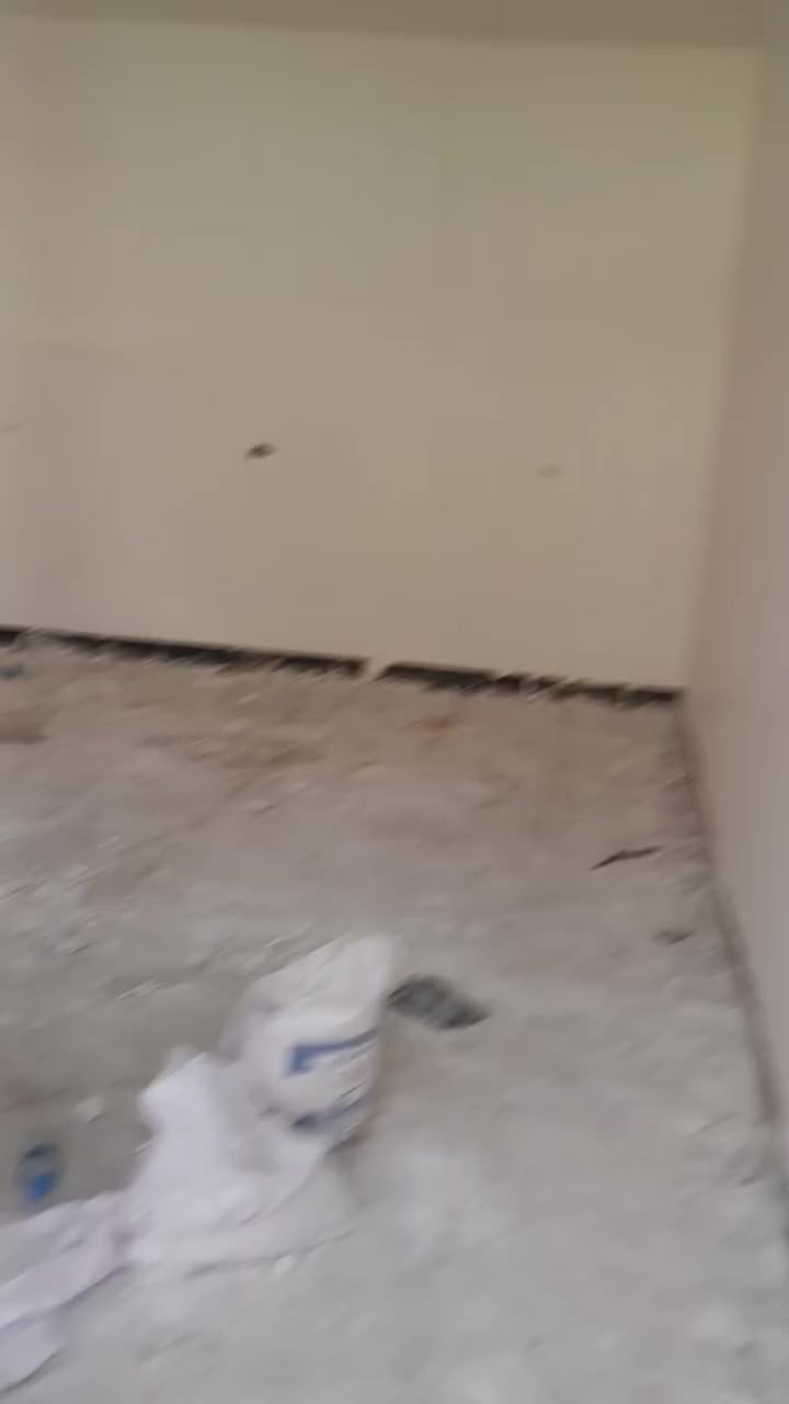 شقل مخمر وجص فني درجه اوله وانسب السعار نشتقل السكف علا الصب نلبخه جص فني ونشتقل وشرط درجه اوله شقل كدامكم واسعار مناسبه *********** داخل البصره كله فتره سريعه كلش ندخل للبيت نكمله يلا نطلع منه
