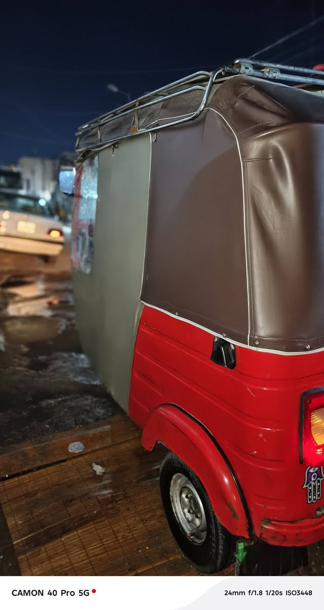 سلام عليكم تكتك 2018 رقم وسنويه 
تكتك نضيفه ضرباتها مصوره خياساتها قليله مكينتها تخبل متنقصد ب 5 و100 العنوان بغداد مدينه صدر رقم ***********
