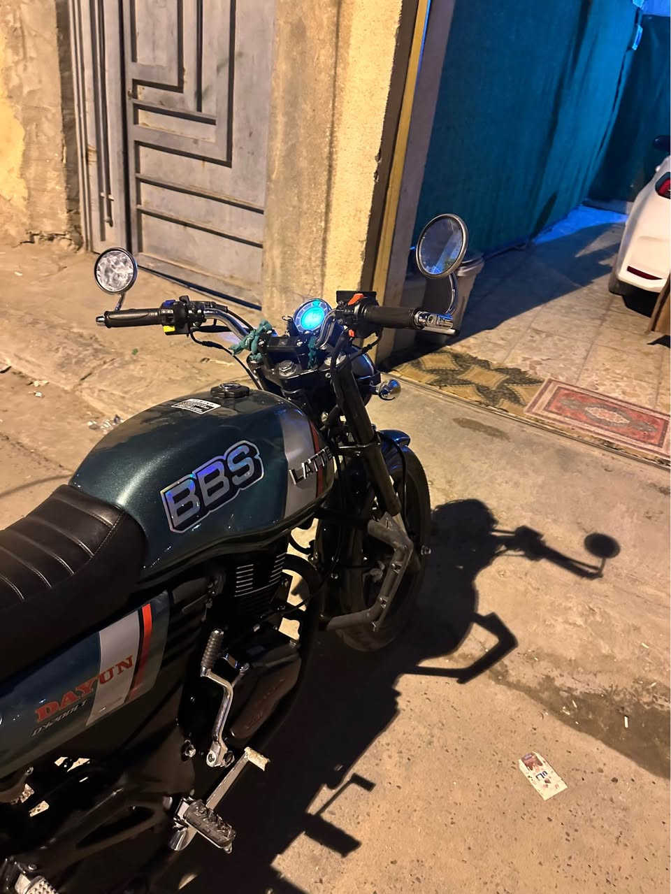 دايون لاتي اخو الجديد اوراق سكنر اصولي من المعرض مكان المعرض بل حله رقم الهاتف *********** كربلاء, العراق
