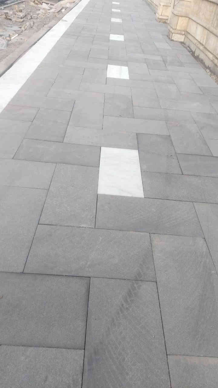 سلام عليكم
عمل انواع المقرنص، والمرمر، والبورسلين، والساقيه
والكربستون ،والبازلت
والرصيف كل شي
يخص عمل الشوارع
والحدائق والدوائر
والمدارس )
​الخدمات الرئيسية المقدمة:
​عمل جميع أنواع المقرنص (الزخارف المعمارية).
​عمل الساقية (نوافير أو ميزات مائية).
​عمل الكربستون (أحجار الرصيف/الحافة).
​أعمال المرمر (الرخام).
​أعمال البورسلين.
​أعمال البازلت.
​عمل الكابات (عناصر التشطيب المعماري).
​ضمان الجودة والالتزام:
​شغل درجة أولى.
​شرط التسليم لمهندس.
​الأمانة في العمل.
​مناطق العمل:
​بغداد وجميع المحافظات.
​للتواصل والاستفسار
​أرقام الهاتف (جميع الأرقام فعالة):
​***********
​***********
​
​نتمنى لكم كل التوفيق والنجاح في أعمالكم!
