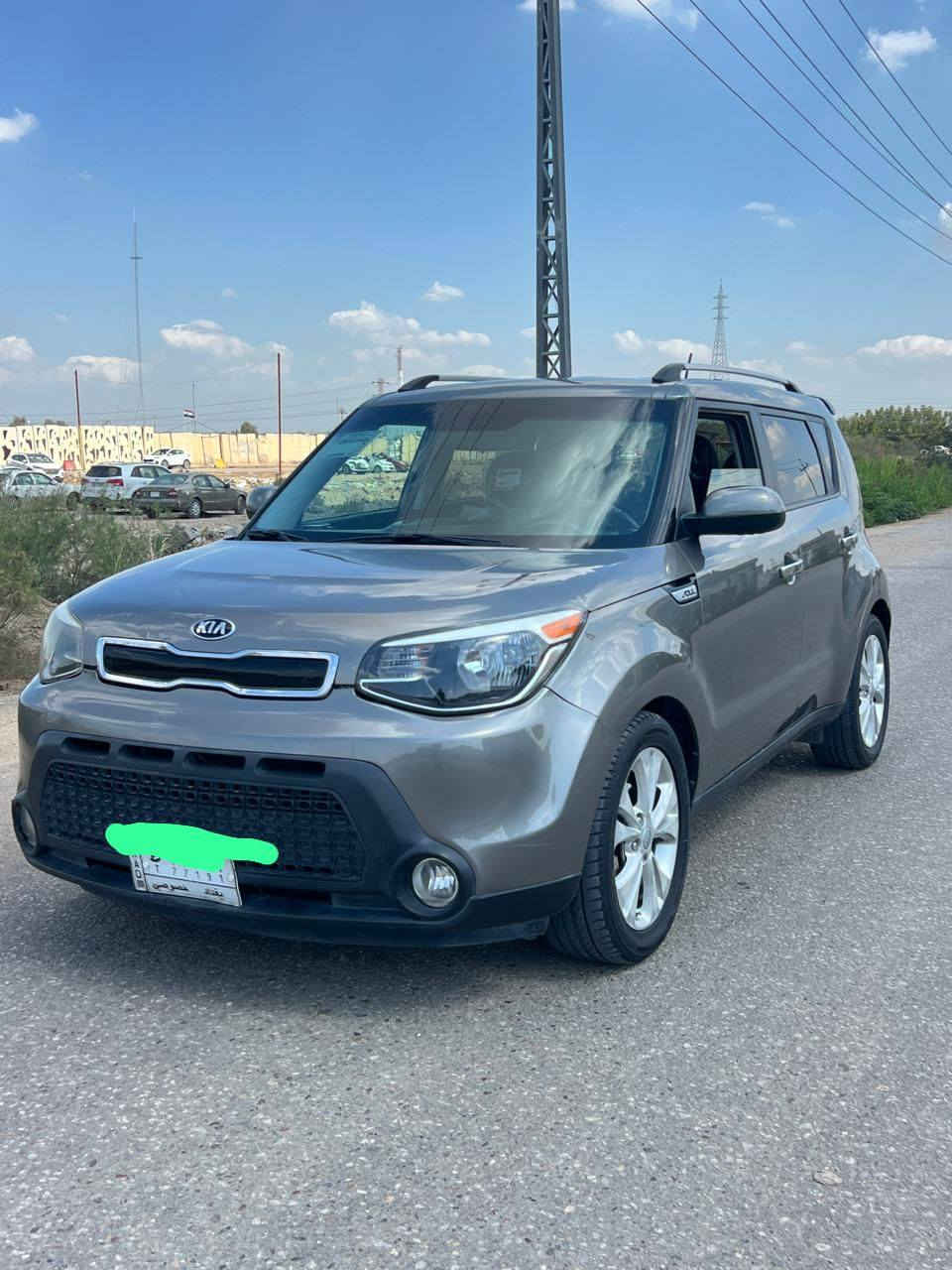 السلام عليكم
السعر ١٠٢ 

صول 2015 امريكي مكينه ٢٠٠٠ رقم بغداد تحويل مباشر  حادث مرفق مع الصور مابيهه خلاص حادث بدون ايرباك السيارة بجم كبس حداديه تخم تاير تبريد صدر جاهزه وجديده كلش السيارة بيههه قطعتين كلير فقط من امريكا بدون حادث السياره دمام خلفي تحكم ستيرن كامره حساس  ماكو هيج اسعار وبالعافيه ع لصيًر من نصيبه 
مكاني بابل 
فقط الشراي يتصل رجاءً اخوان بس بيع بدون مراوس 
***********
