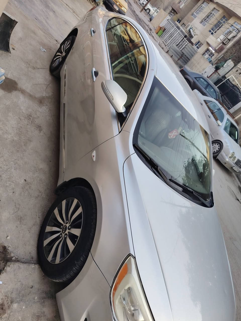 كيا كادنزا 2013 خليجي
محرك 3.5

ضرر صبغ جاملغ لامامي ولبارد موضح في السونار

سعر 125
بغداد /المشتل

موبايل***********
