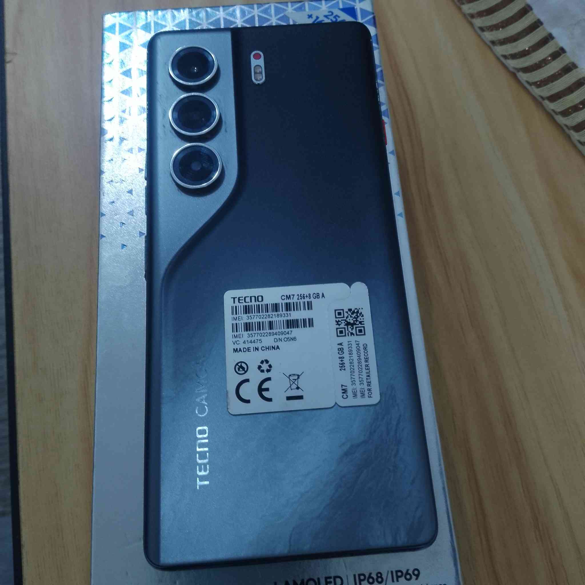 TECNO CAMON 40 Pro 5G
الكاميرا الخلفيه SOM+8 OIS

5200mAhالبطاريه
الكاميرا الإماميه 50

1080x2436

الشاشة

250 مساحه GB+5.008.00

جهاز نضيف كلش ومعروف ب أدائه يشغل 90 فريم بوبجي الحقيقي 120 الله شاهد جهاز نضيف مع كامل ملحقاته كفر وشاحنه والغراض الباقيه بس بي مشكله بل زر الي يعلي الصوت بس يتحرك تحرك بصيط كلش يعني ما يأثر طبيعي

***********
