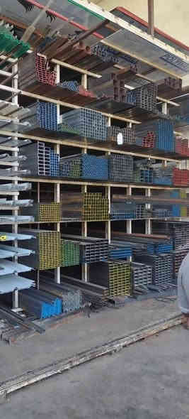 سلام عليكم
شغلي حداده كرفانات قمريات سندويش محجرات درج سقايف وجميع انواع الحداده شغل درجه اولى وانسب الاسعار 
هاتف *********** اتصل وبخدمتك
