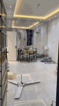 بيت للبيع (المنشور يتضمن صور وفديو توضيحي )
المساحه ١٠٠م واجهه ٥ والنزال ٢٠م  طابو زراعي سند ٢٥ 
مقابل جزيره بغداد /نزله مكتب النهرين سابع فرع 
البيت يتضمن استقبال وصاله ومطبخ وغرفه نوم وصحيات داخليه وخارجيه طابق واحد مع بيوتنه سنادويج ومخزن سقيفه كبيره عالسطح ..
البيت يباع مع المطبخ والبردات 
السعر ١٠٥ مليون للاستفسار اكثر الاتصال عالرقم التالي ***********
