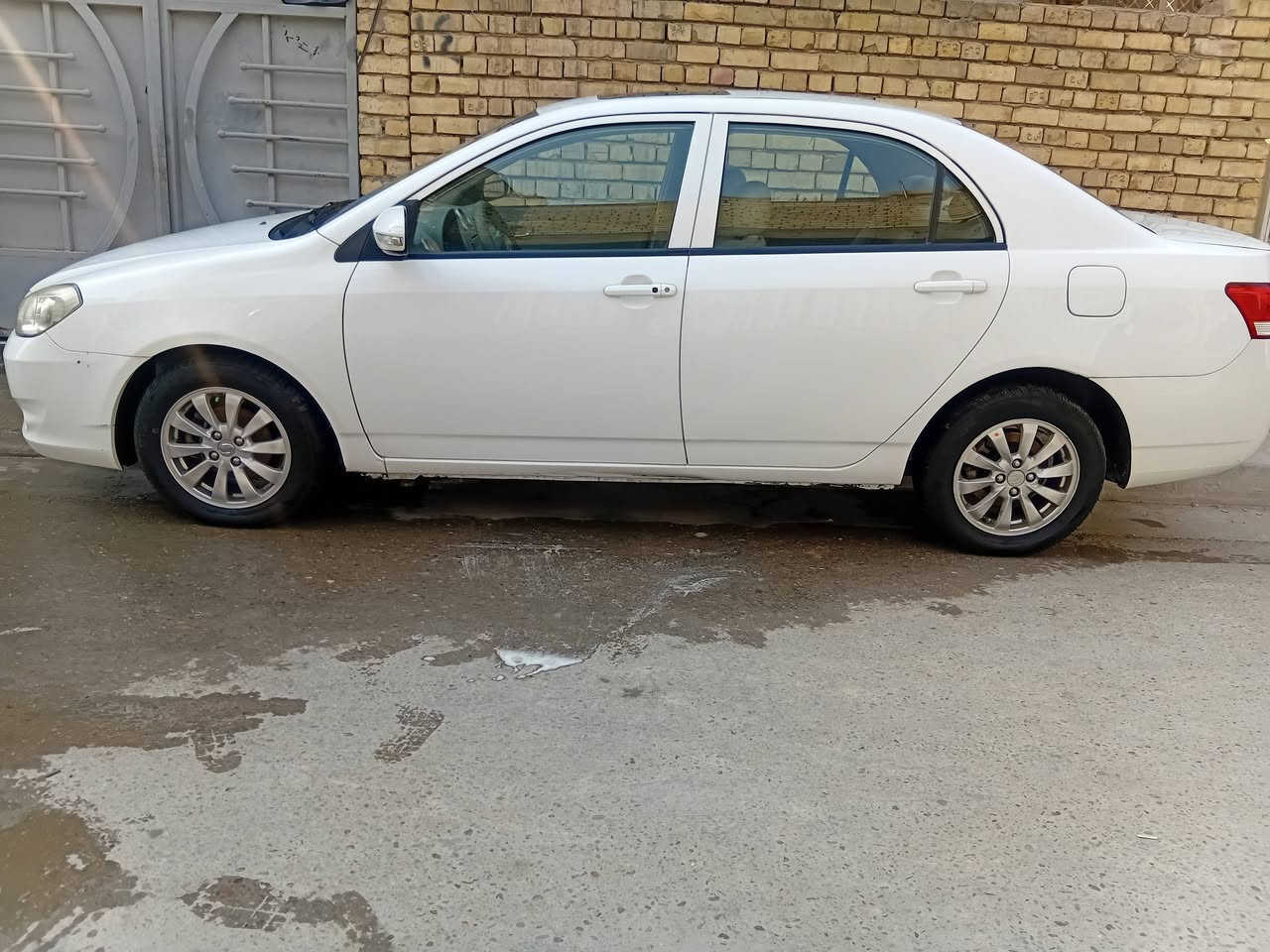 سلام عليكم بي وي ١٦ نظيف كير محرك مكفول  بسمي بغداد رقم دولي *********** غرفه جديده لا غياس  خير من الله ولشري بيه مجال سعر ٦٨
