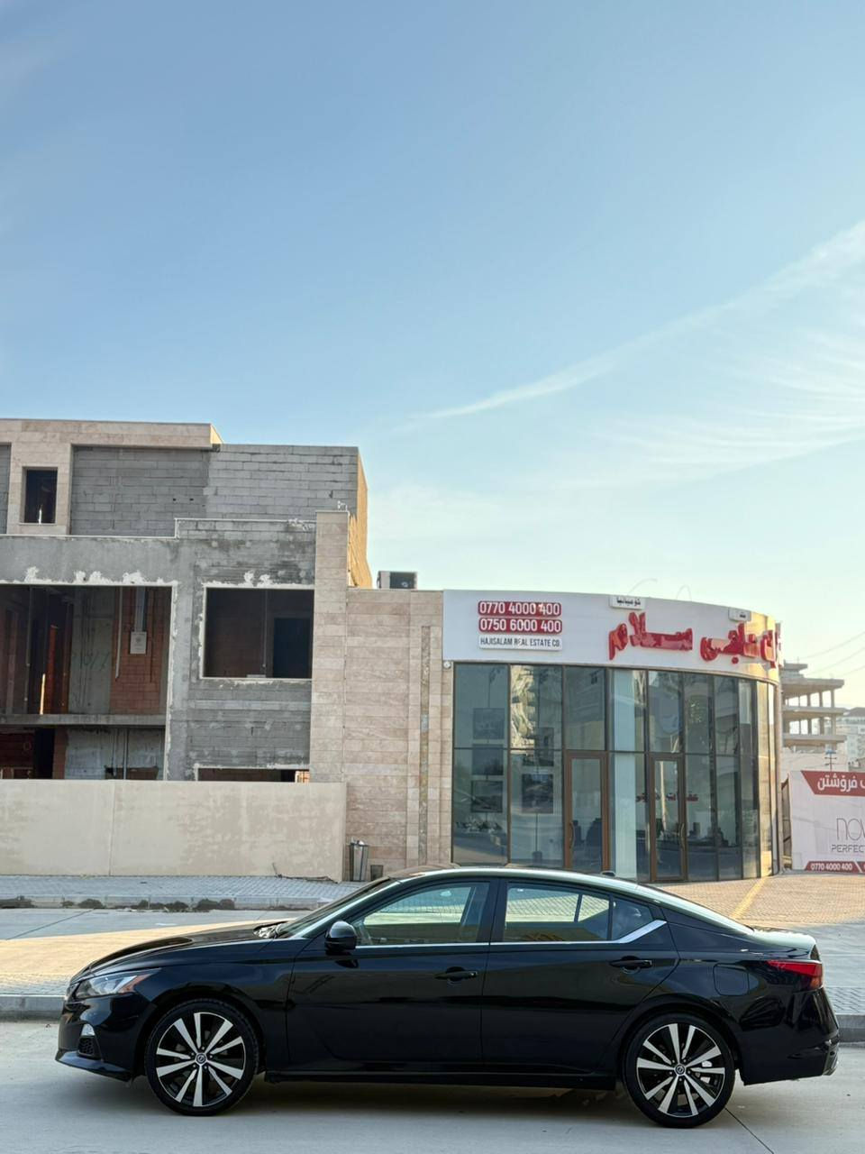 سڵاوی خوای گەورەتان لێ بێت
نیسان ئەڵتیما ALTIMA 2021 SR
ماوەی ڕۆشتن 59 مایل
مواسەفاتی :
بەسمە
بەسمەی دەرگا
کوشن جلد
شەغال
خەتی جادە
حاسە و کامێرە
گێڕ شەفت
ڕاداری پێشەوە و ئاوێنە
گێڕی سەر سوکان
زۆر مواسەفاتی تر
بەنیسبەت بۆیاخ : پێش و پشتی کەپسە ، چەمەلەخ و روبعێک لە بۆنیتی بۆیاخە ، سۆنەرەکەیم داناوە
گێر و مەکینەی نەکراوەتەوە بەشەرت
سعری 147 گەڵاو مەجالێکی کەم
شوێنی سەیارەکە سلێمانی
بۆ زانیاری پەیوەندی بکە 
***********
