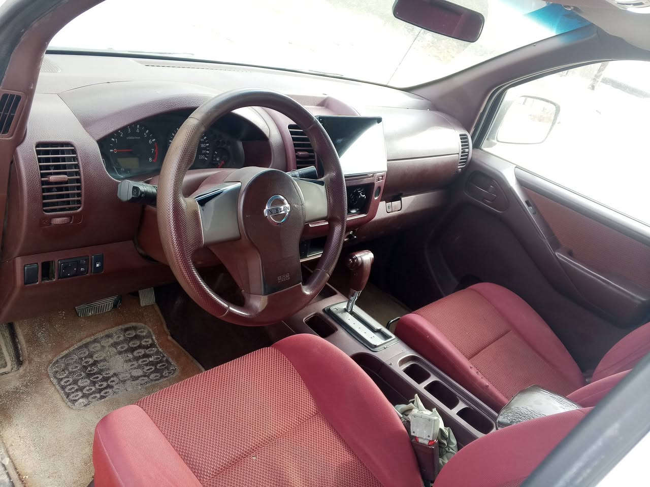 *********** السلام عليكم سياره نيفارا للبيع موديل 12 السعر 120 كفاله عامه مثل ما موضح بالسونار
