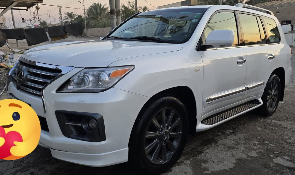 مكفول 2011 لكزز Lx_570 جديد والسونار موجود وترايها وين متريد وافحص براحتك سياره جاهزه مالت جناي
سيرفس كامل كير محرك كفاله خدمات كلها بالشركه زيت محرك او هيدروليك كير تبديل كله وكاله 
جكات _حداده _سيرفس كامل _ميزانيه وبلنص كامله _تخم تاير (دنلوب ياباني اصلي) _حتى السبير الاطار جديد_ دوشمه جديده تفصال نوعيه اصليه جلد_ تدفئه تبريد كله شغال_ كشنات كهربائيه تدفئه تبريد _جكات _منظومة زنون كامله _تبديل كل الجوينات حسب الادامه بنوعيه اصليه وكاله وتنظيف  منظومة الماء وتشيش الراديتر ومنظومة الماء تنظيف وتبديل الماء بنوعيه جديده ممتازه_تبديل قايش المكينه حسب الادامه بنوعيه وكاله ياباني اصلي وكذلك الضاغطه_بطاريه جديده صار 5 اشهر من بدلتها _ تنظيف منظومة الوقود بدئاً من تانكي البنزين والفلاتر والفيت بم _والبخاخ _والچويتر حسب الادامه .... *السعر405$* 
الاتصال:  ‏***********
مكان السياره_بصره
