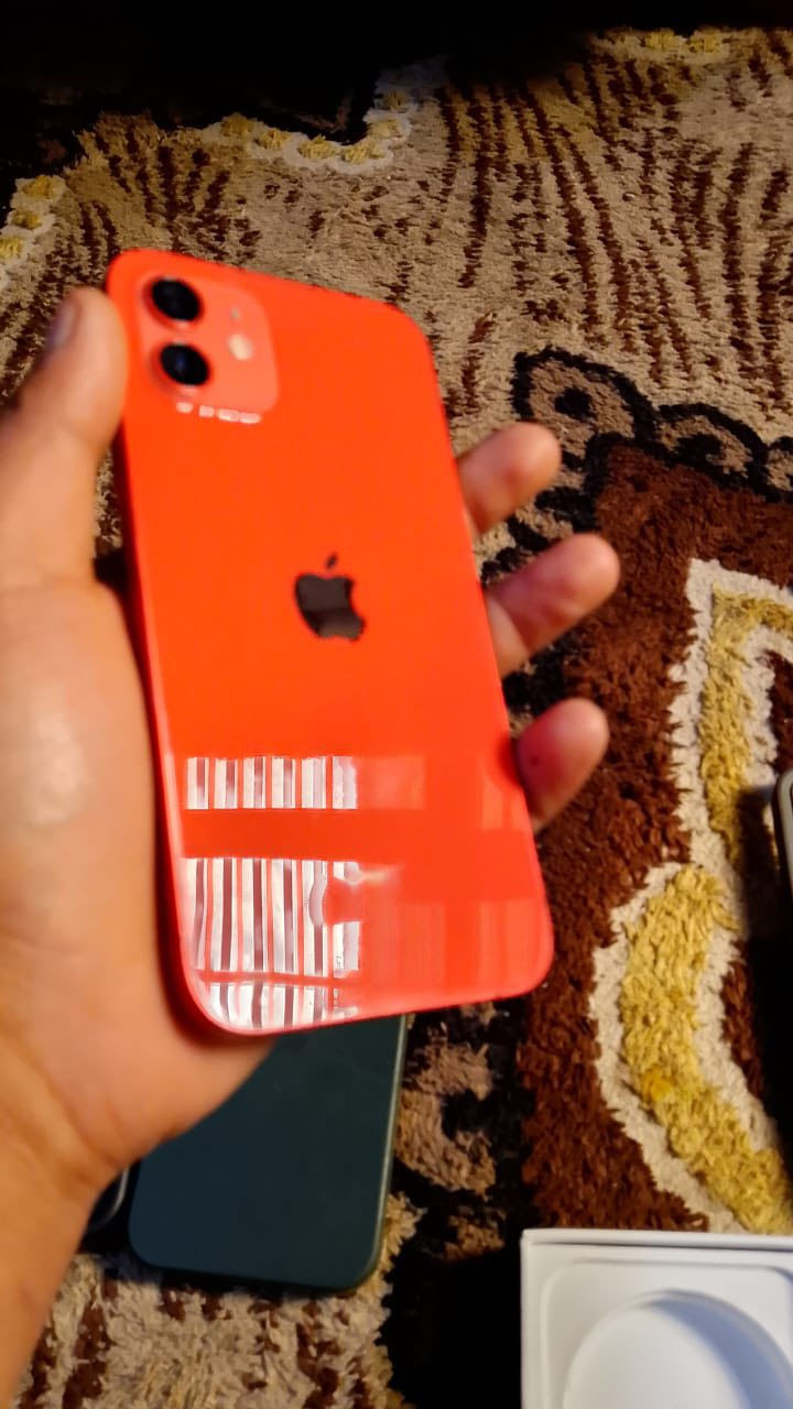 السلام عليكم اخوان آيفون ١٢ عادي ذاكره ١٢٨ بطاريه ٨٠ بلاديه الجهاز جديد وضع شركه زلغ واحد مآبي إني مستورده على أيدي مشتري جديد كامل ملحقات شاحنه ويا ٥ كفرات وكارتونه الجهاز ماستر شرق اوسط مبدل شاشه اصليه وكاله وشاشته القديمه موجوده بالصور بس مكسوره ما محتركه الجهاز نضافه فووووووول مكفول من الزلغ مراوس ١١ برو ماكس أو بي ٢٥٠ مكاني بغداد الزعفرانية ***********
