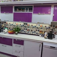 خزانة • نضيف • للبيع