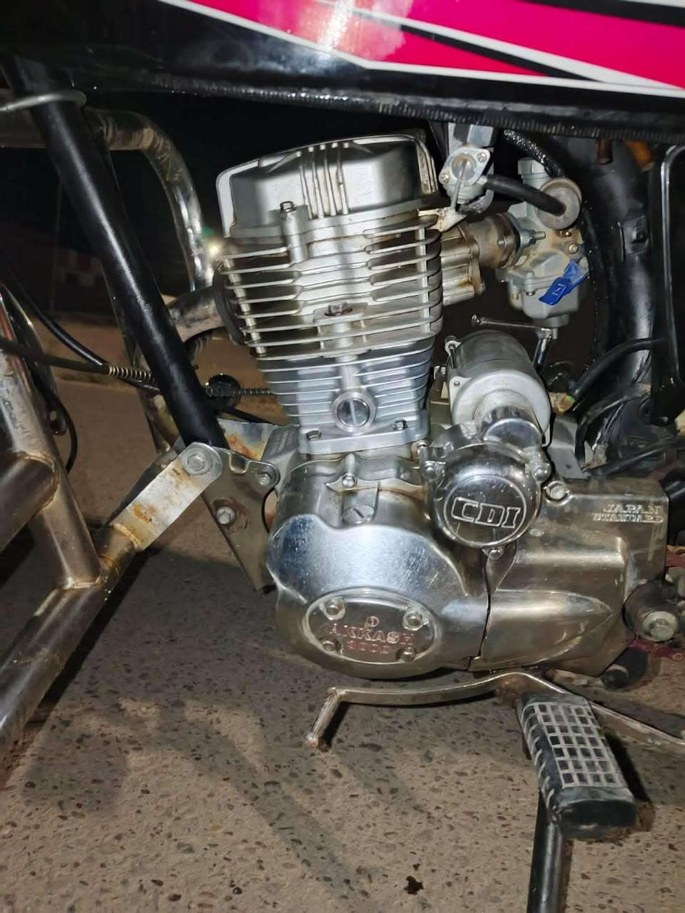 سلام عليكم للبيع موطور سوري نضيف حيل موديل2021 سعر خاص او واتساب *********** مكان عانه
