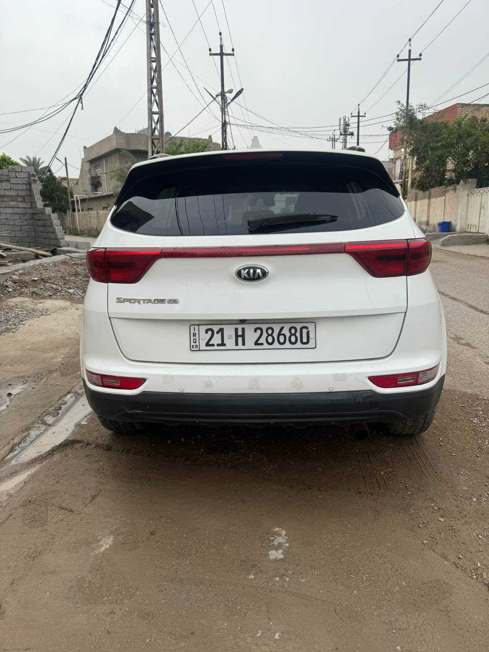 سلام عليكم 
سبورتج لبيع 2017
سيارة محركه 2400 
كير مكينة كفالة 
تبريد ثلاجة 
سيارة بيهة جاملغ وبنيد وشوية بلباب صبغ 
سيارة كامرة شاشة 
سعر :155$ 
رقم :***********
