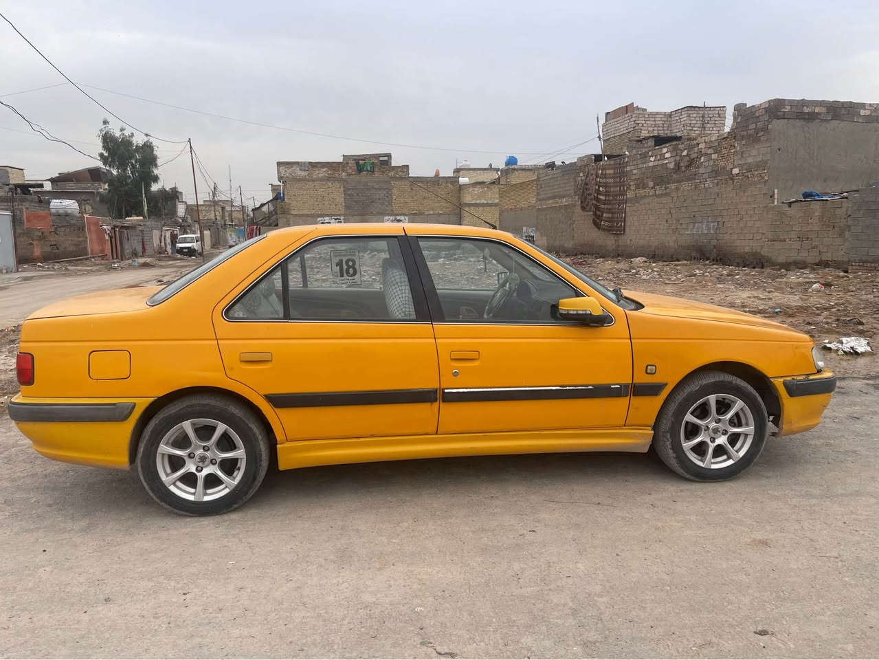 السلام عليكم سياره بيجو بارص موديل 2018 رقم إنكليزي 
رقم راعيها *********** بغداد, العراق
