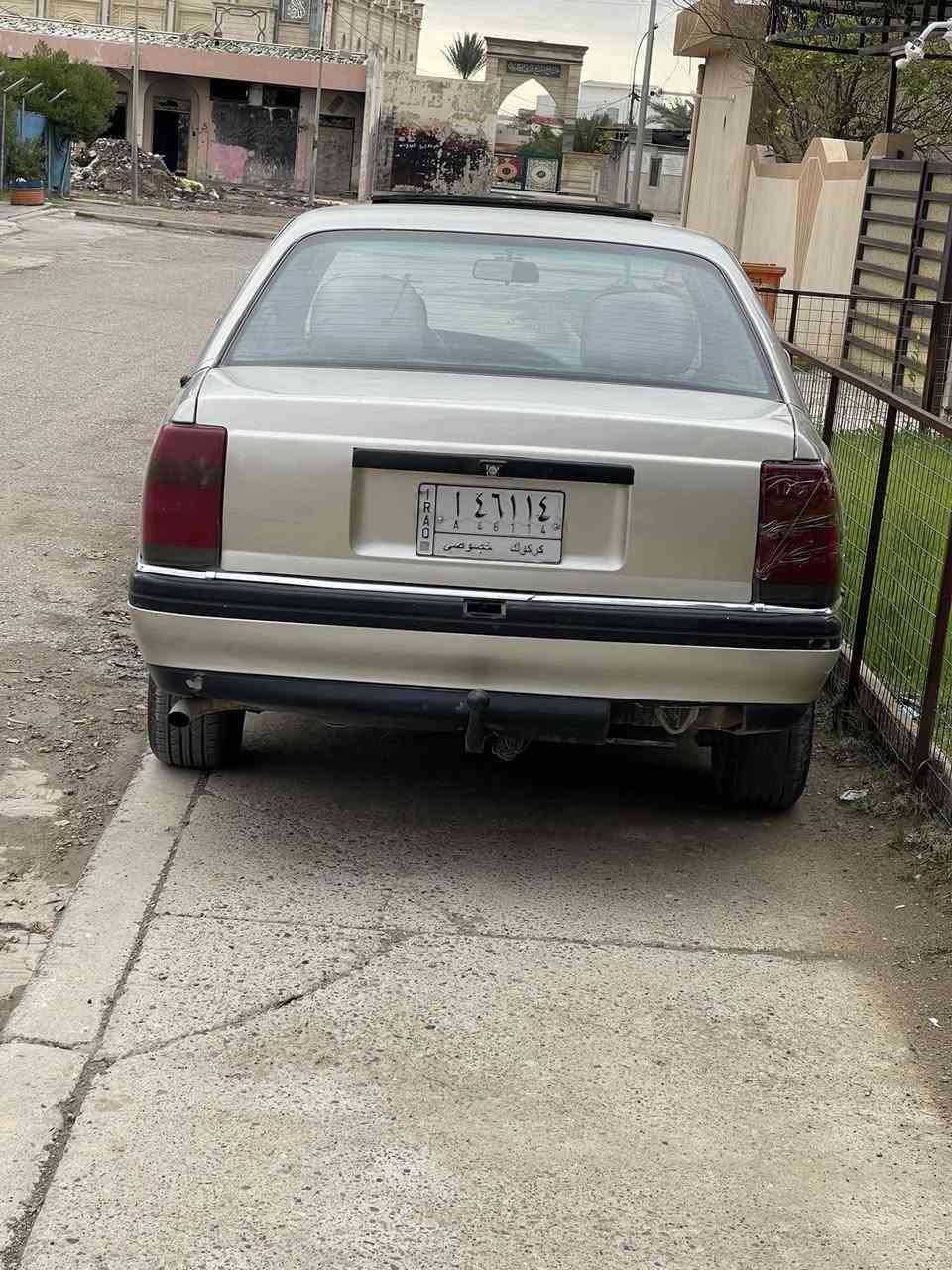 اوميكا موديل 91 حجم 20  سنويه عظم عاج ساقطه ب21 بطاقه بانزين بيها بدون حادث السياره اطارات كير عادي محرك شرط
شرط التحويل  سعر 29  

***********
