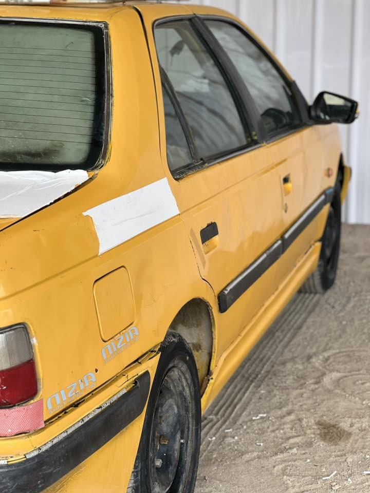 سياره بيجو بارص للبيع موديل 2010سنوية منتهيه مكاني البصره كرمة علي ***********
