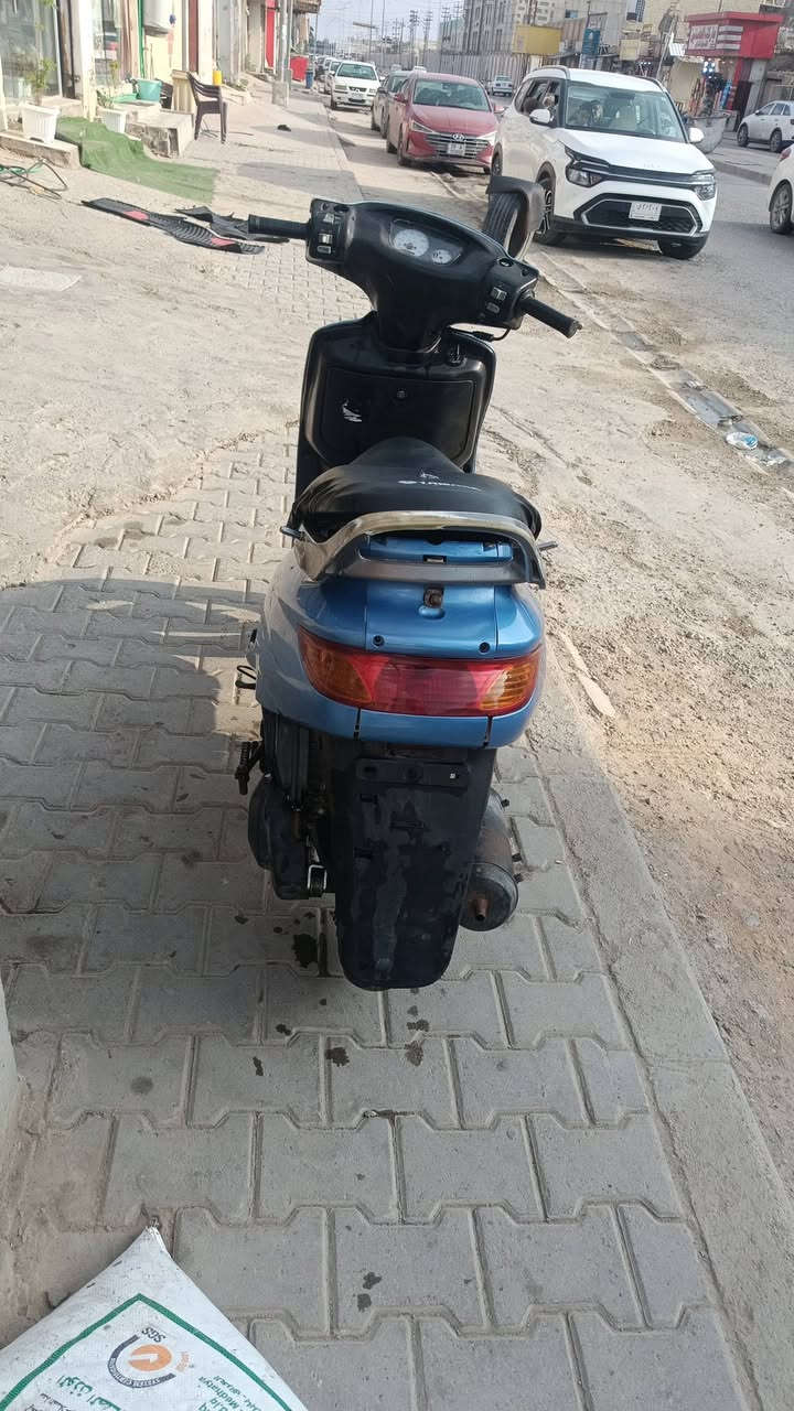 السلام عليكم درجه فراشه للبيع سلف هندر كهربائيات كلهم شغال شرط مامفتوحه حاويه ماناقصها شي واحد ‏  على واحد مكاني نجف سعر 475 وبيها مجال الاستفسار ‏‪***********‬‏
